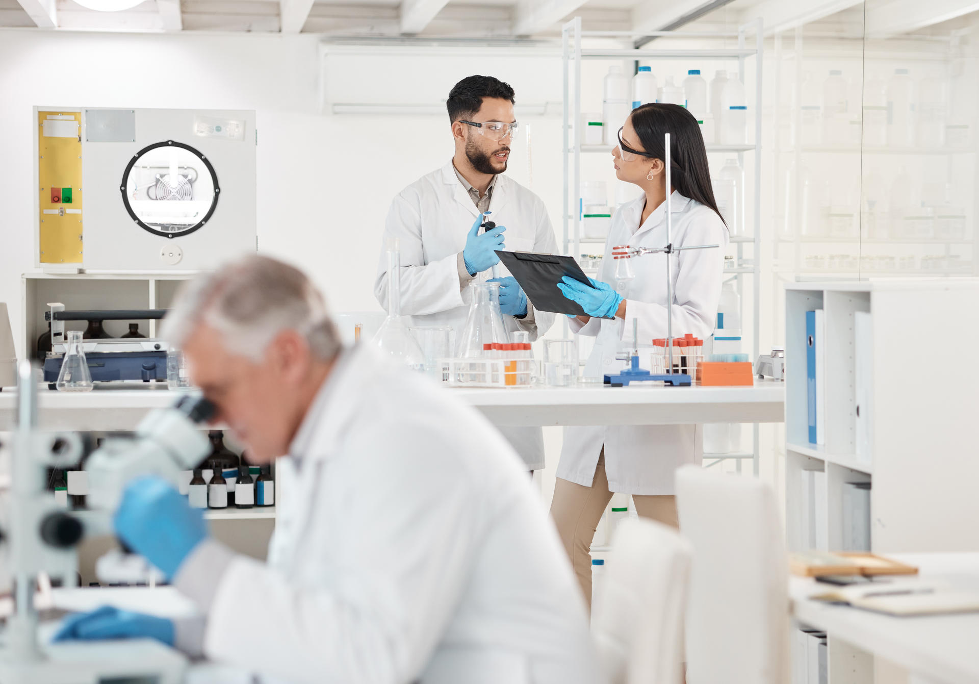 Thesis and doctorate opportunities in collaboration